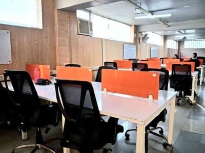 THE UNIT CO-WORKING by IDEASHACKS