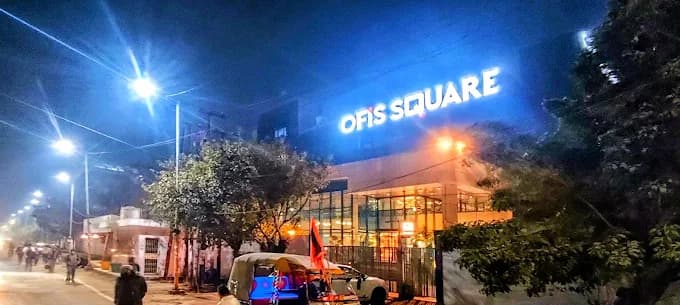 Ofis Square
