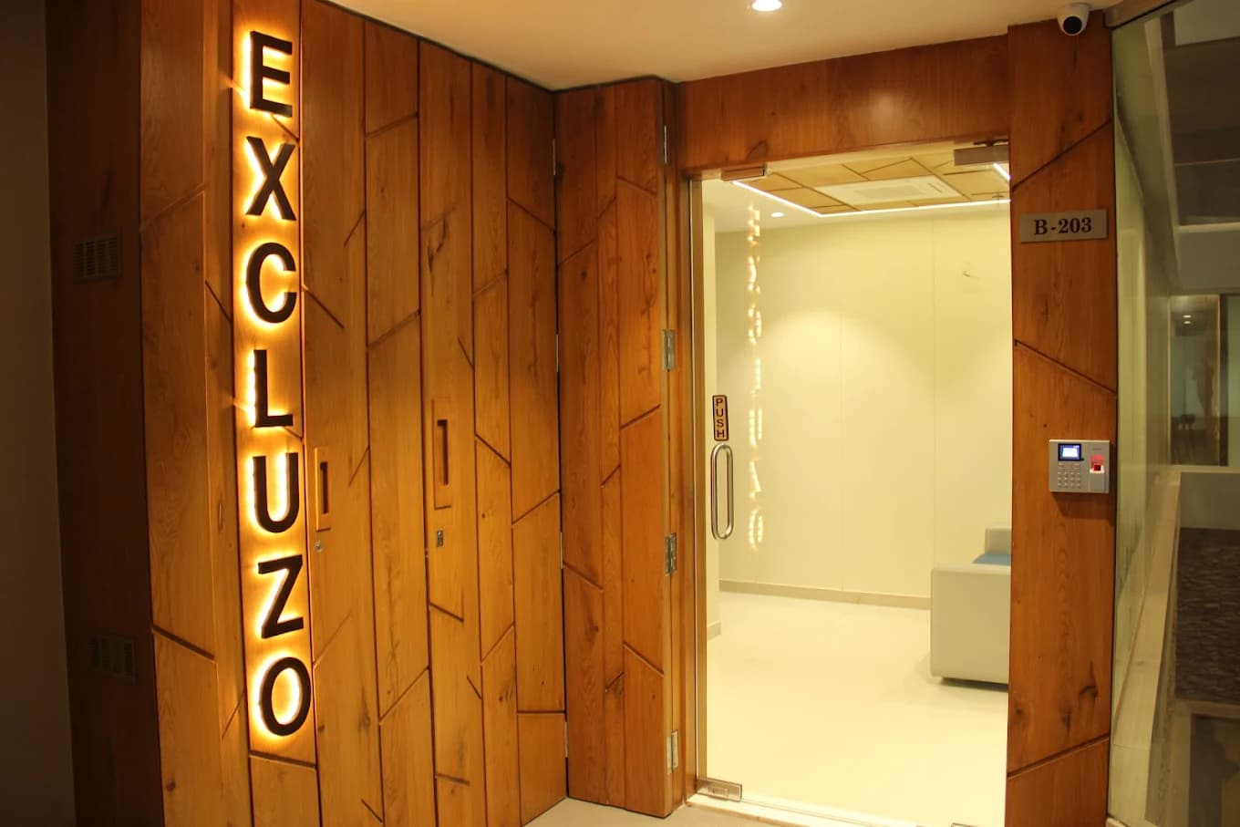 Excluzo Business Centre