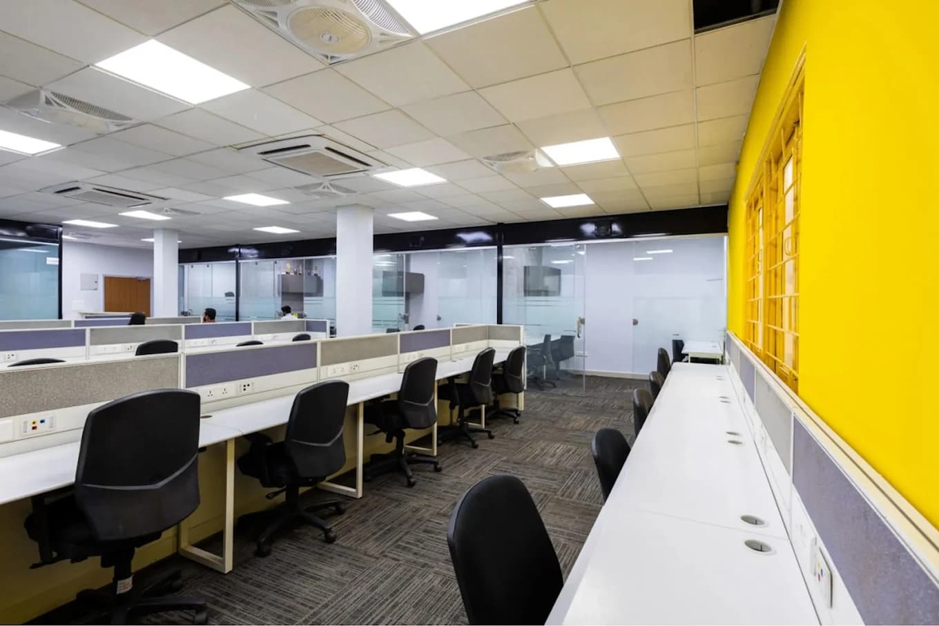 22 Workspace 02