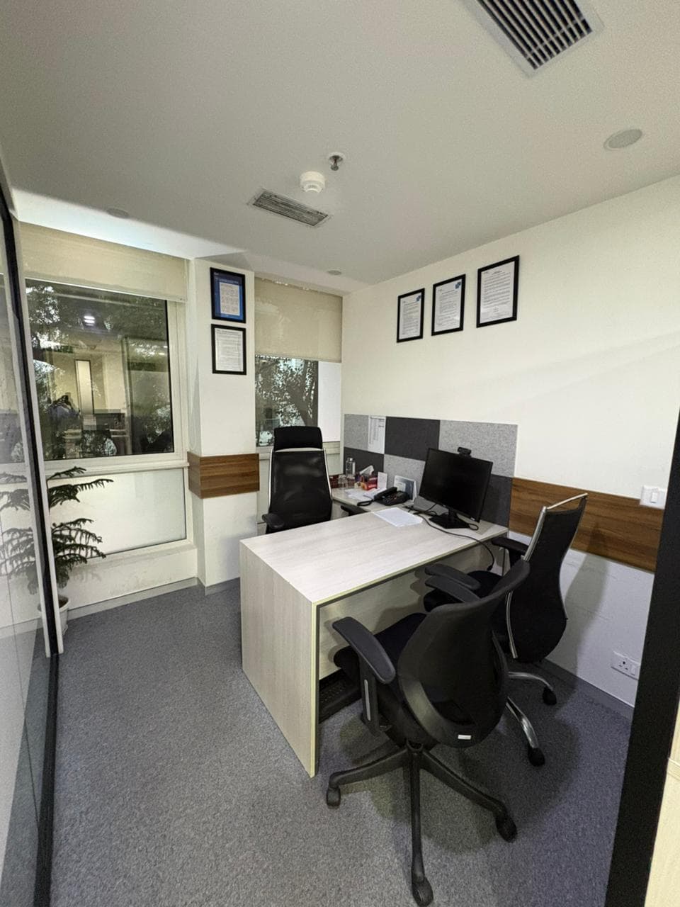 Office space for rent in udyog vihar